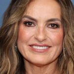 Mariska Hargitay’s 2026 Emmys Hair Was a Subtle Tribute to Her Mom—See the Photos Mariska Hargitay's 2026 Emmys Hair Was a Subtle Tribute to Her Mom—See the Photos